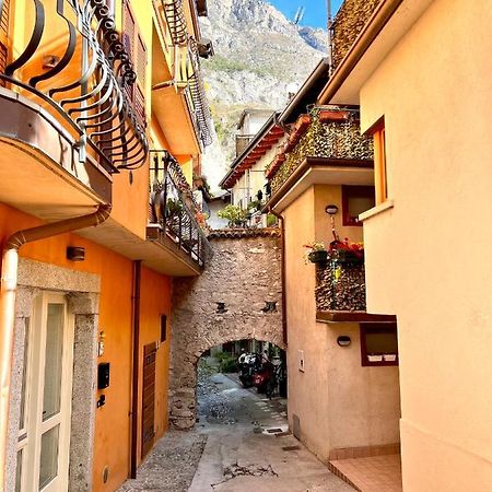 Limone Downtown Apartamento Limone sul Garda Exterior foto